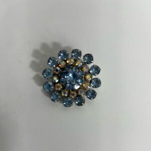 Elegant Blue and Silver Floral Brooch